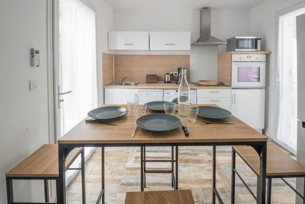 Maison Avec Jardin, Parking Entre Mer Et Montagne Le Revest-le-Eaux Zewnętrze zdjęcie